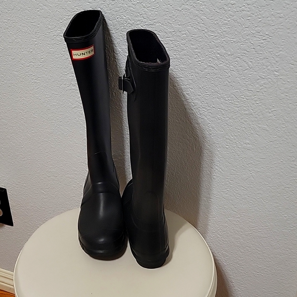 BLACK HUNTER RUBBER BOOTS